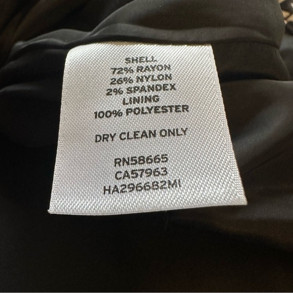 Halogen Pencil Skirt Geometric Black White 12 - Picture 12 of 12